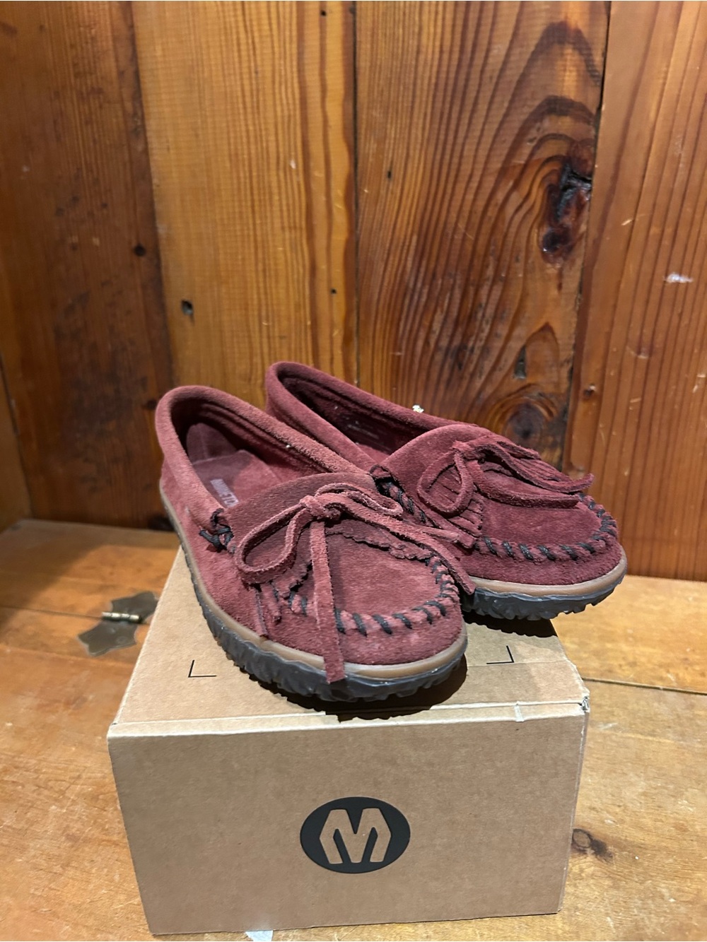 Minnetonka Women’s Burgundy Suede Moccasins with Bow Accent